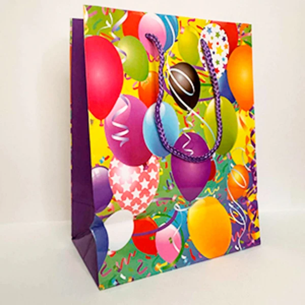 Пакет подарочный 18*23 "Воздушные шары" (1/12)